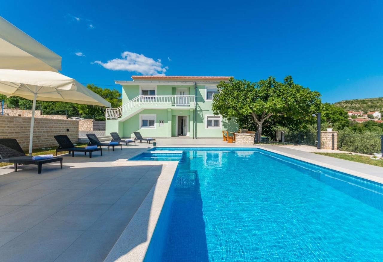 Poolincluded - Holiday Home Maslina Lisane Ostrovicke Экстерьер фото