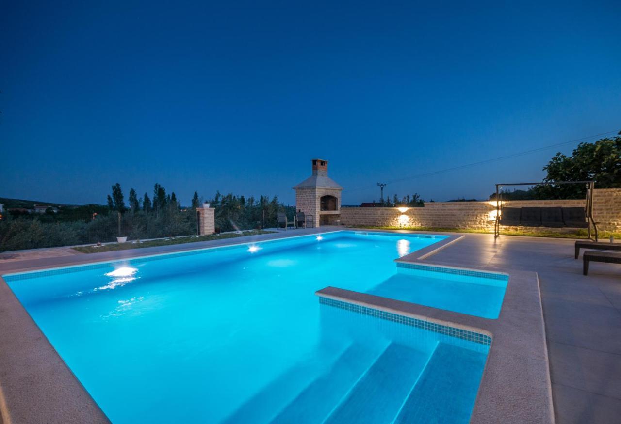 Poolincluded - Holiday Home Maslina Lisane Ostrovicke Экстерьер фото